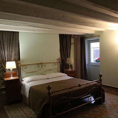 Chiarastella Rooms Villafrati Exterior photo