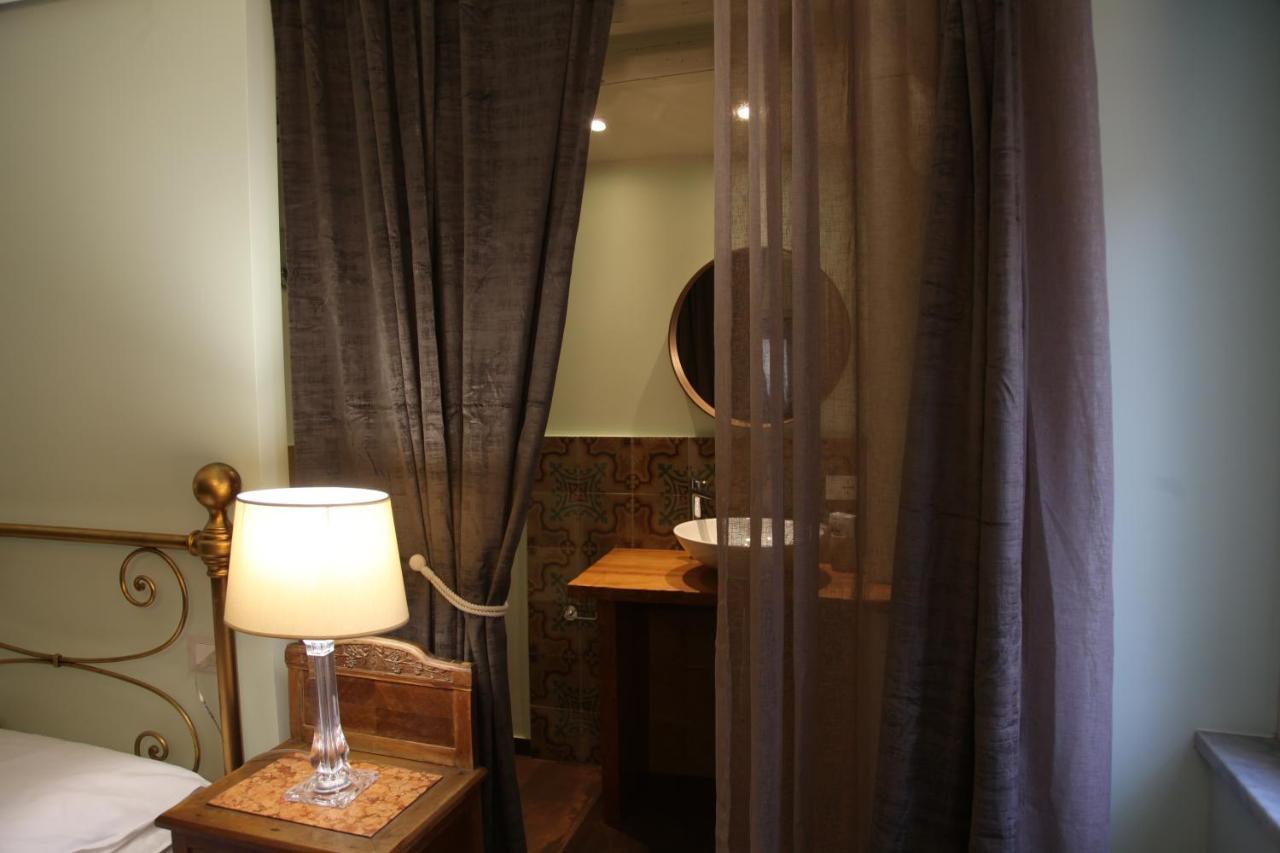 Chiarastella Rooms Villafrati Exterior photo