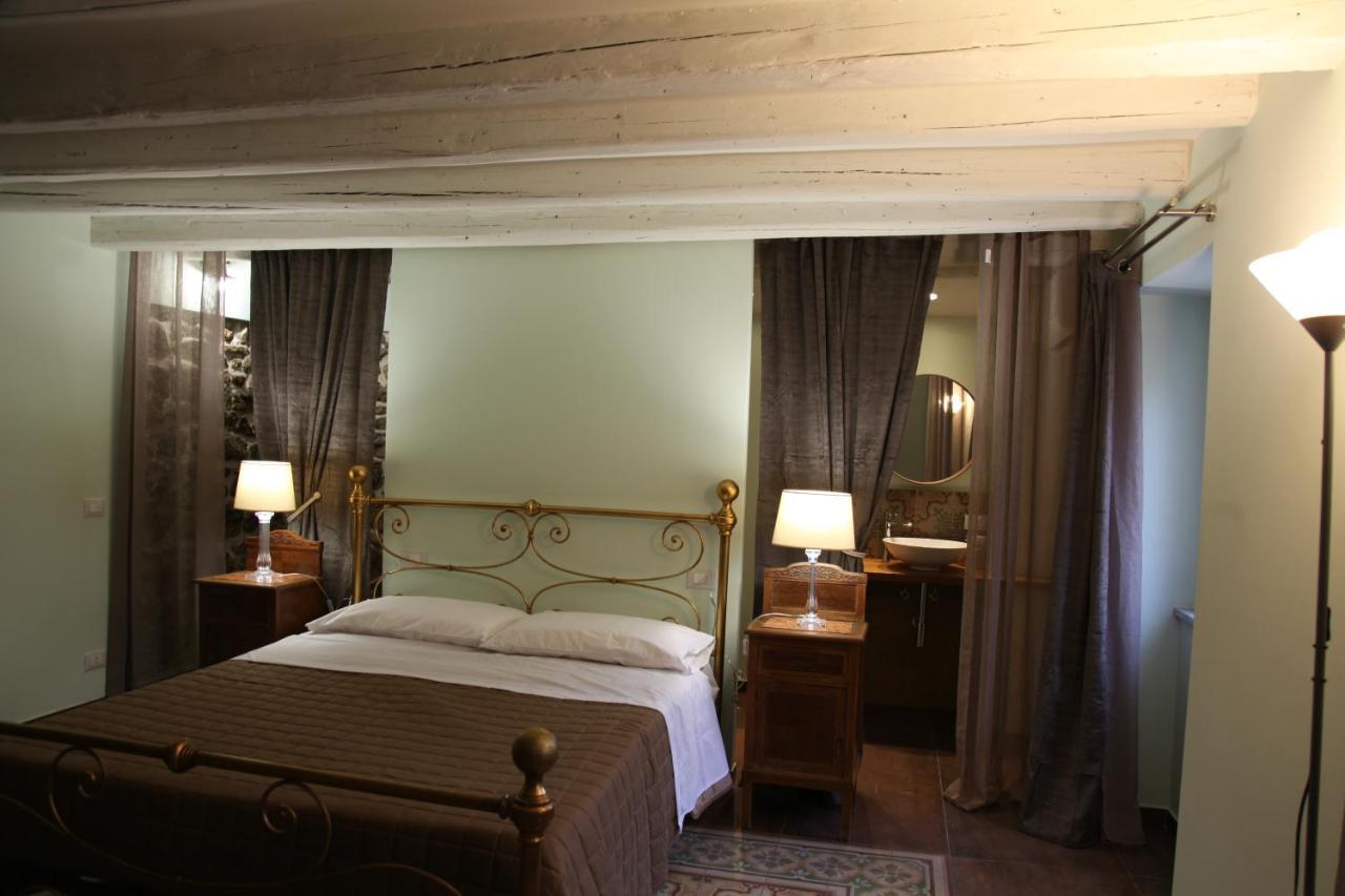 Chiarastella Rooms Villafrati Exterior photo